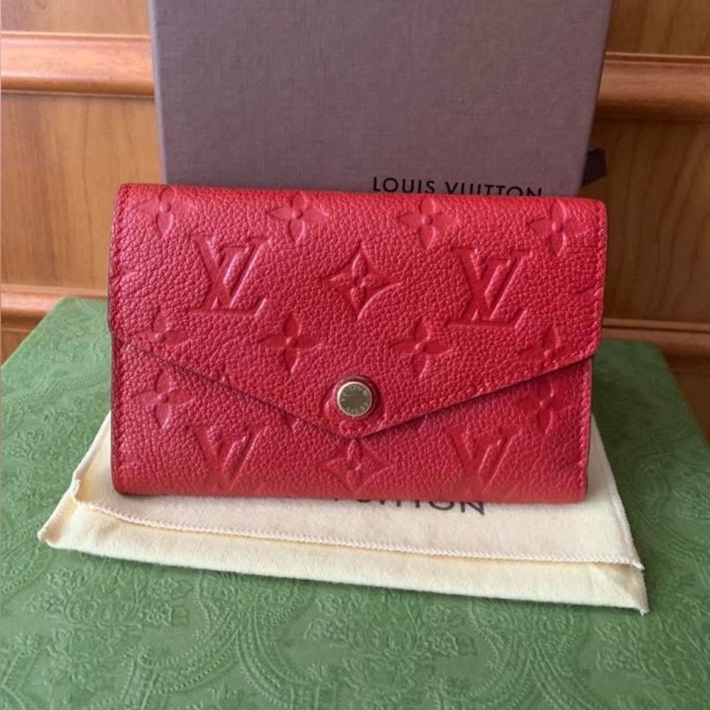 LV Empreinte Mid Wallet in Red❤️Steal Deal
Authentic